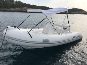 Barco a Motor - venus 420 premium