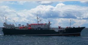 Barco de Pesca -  BUQUE PALANGRERO FACTORÍA