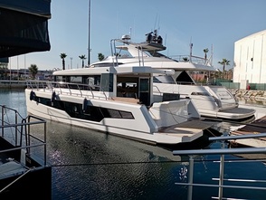 Catamarán - DG CAT 43