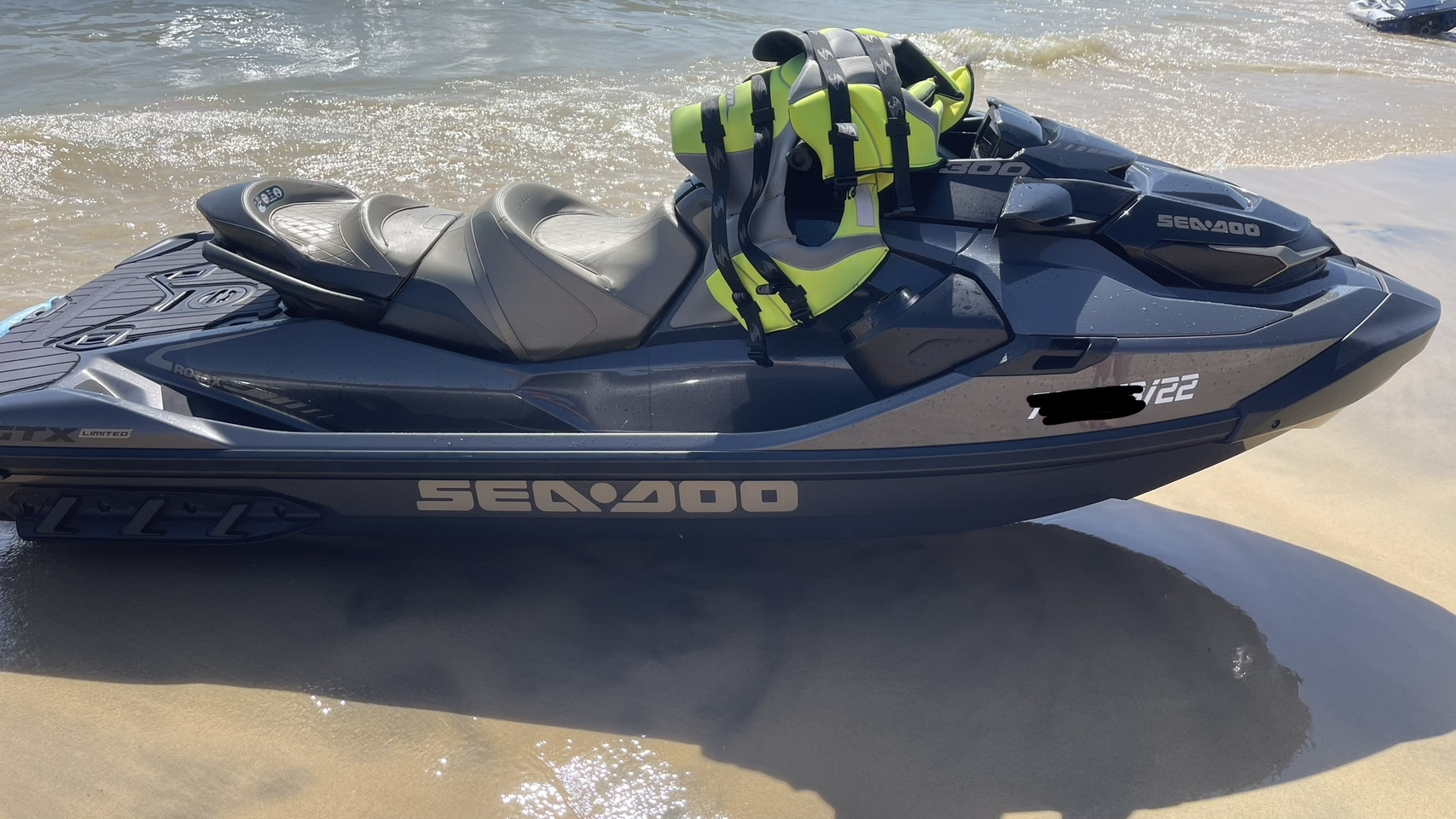 Moto de Agua (Jet Ski) - Sea Doo 300 GTX LIMITED 2022