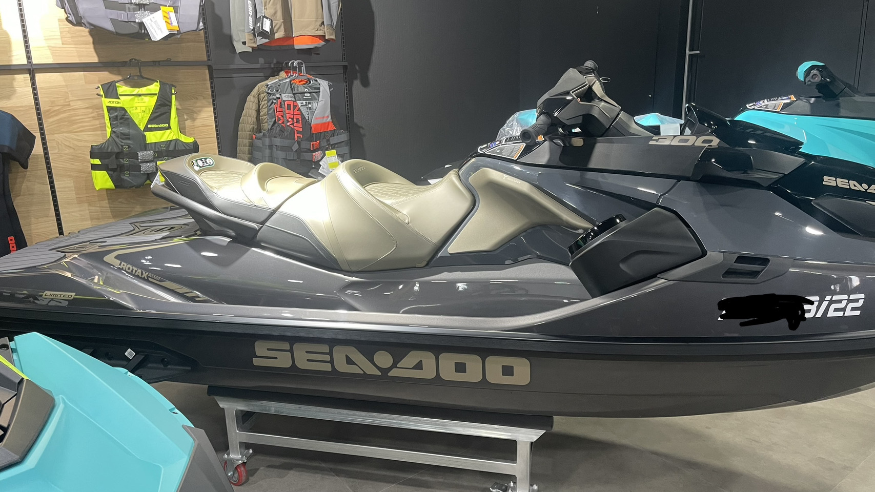 Personal Watercraft (Jet Ski) - Sea Doo 300 GTX LIMITED 2022