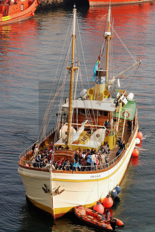 Barco de Pasajeros - Buque Museo A Vapor y de Pasaje