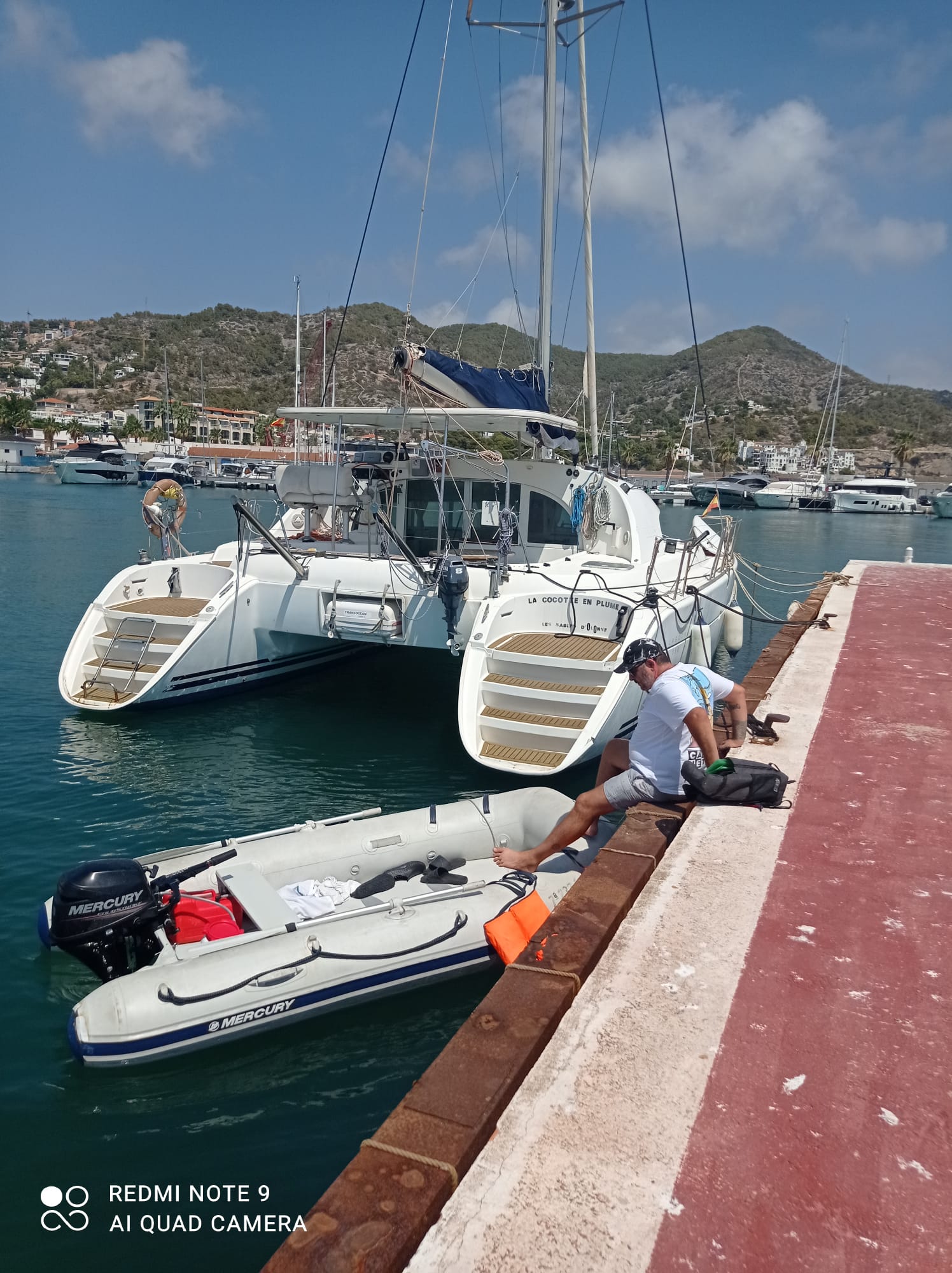 Motor Boat - Quicksilver 320 airdeck 