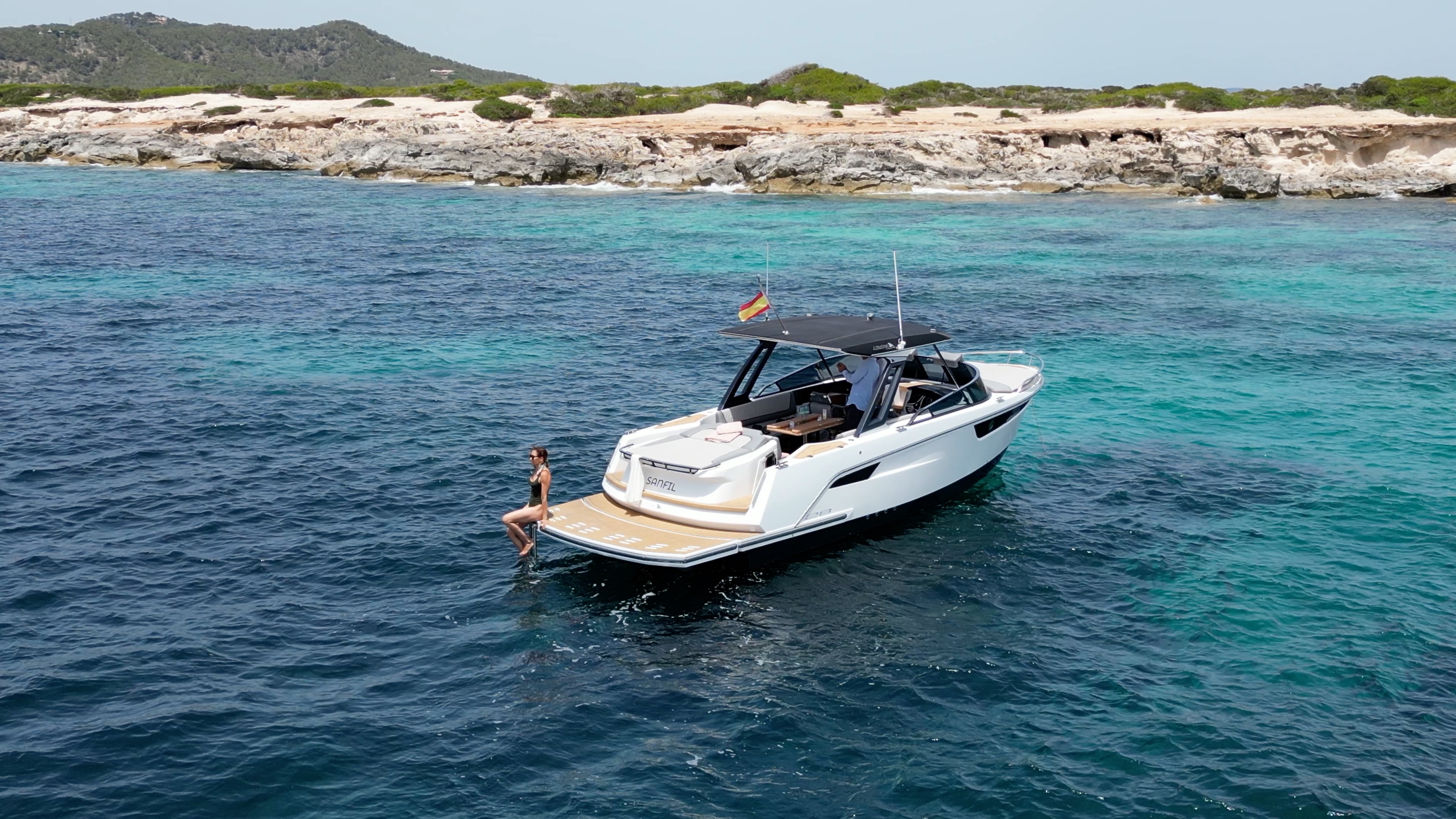 Sports Cruiser - Alfastreet Marine 28