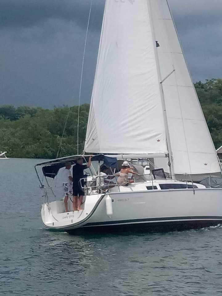 Cruising - Bavaria 33