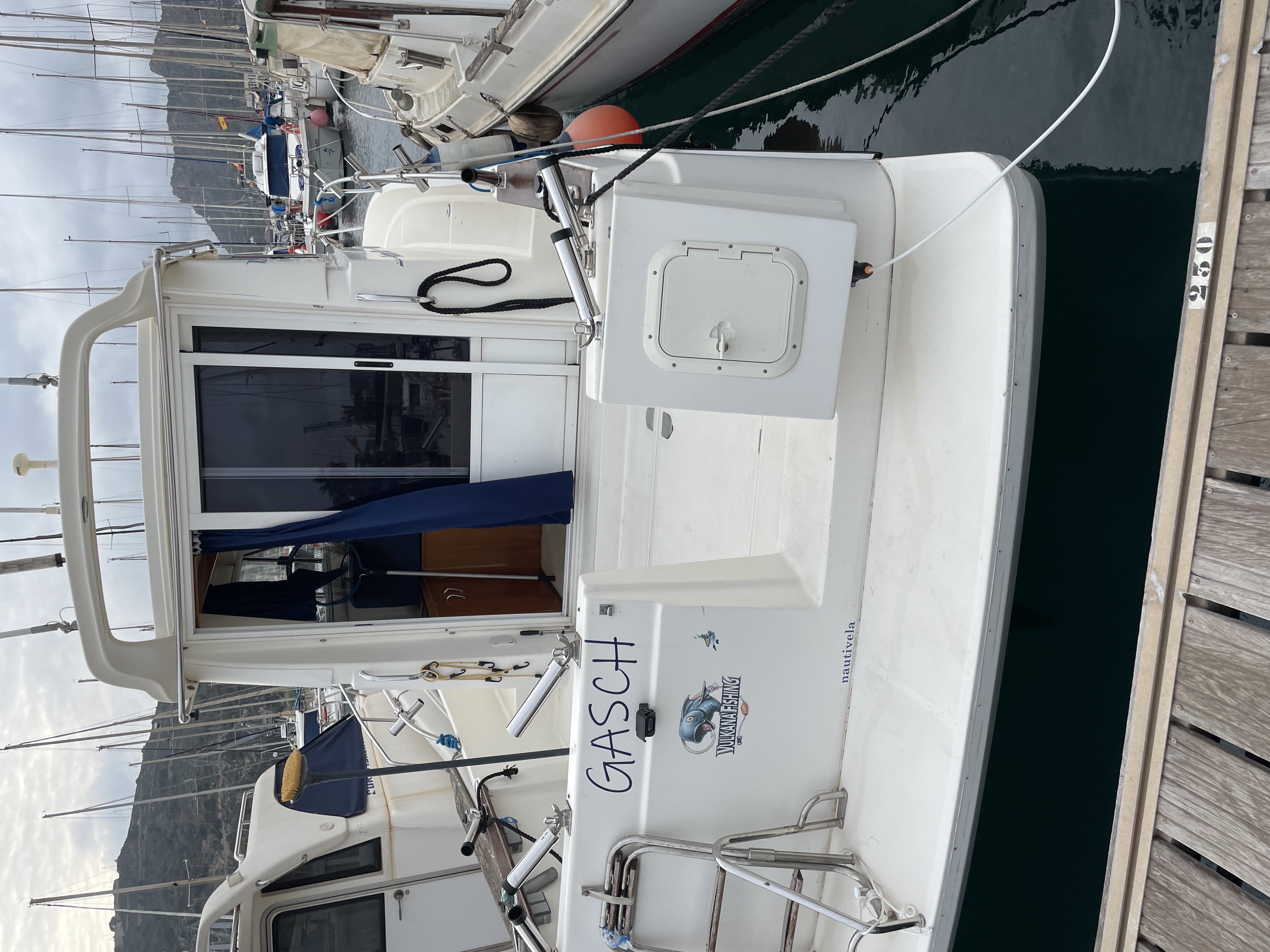 Pilothouse - Rodman 800