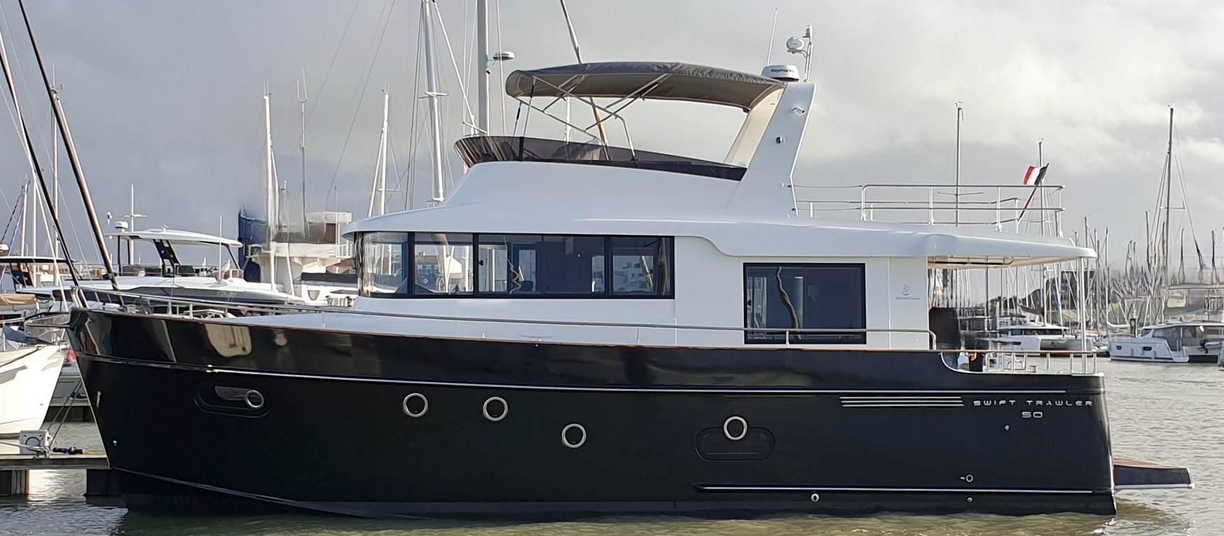 Yacht - Beneteau Swift Trawler 50