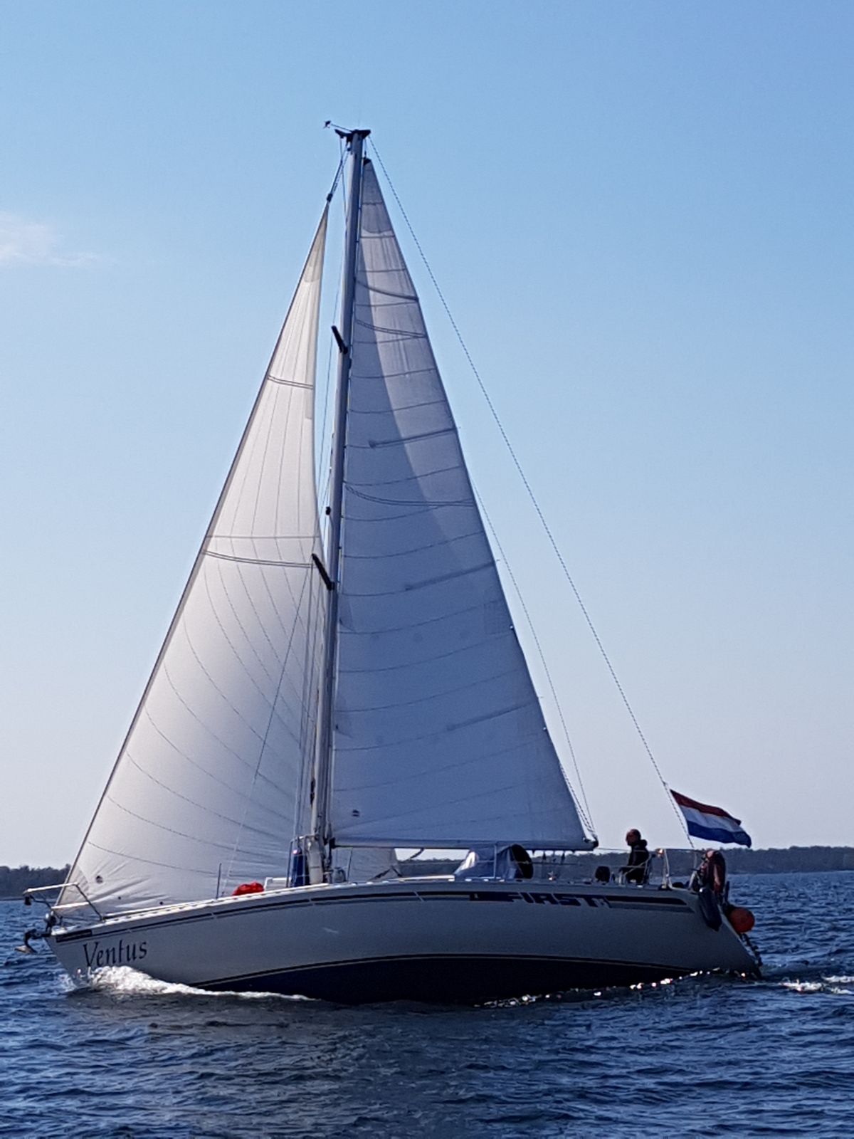 Cruising - Beneteau First 35