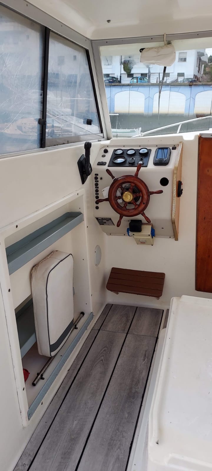 Pilothouse - Rodman 700