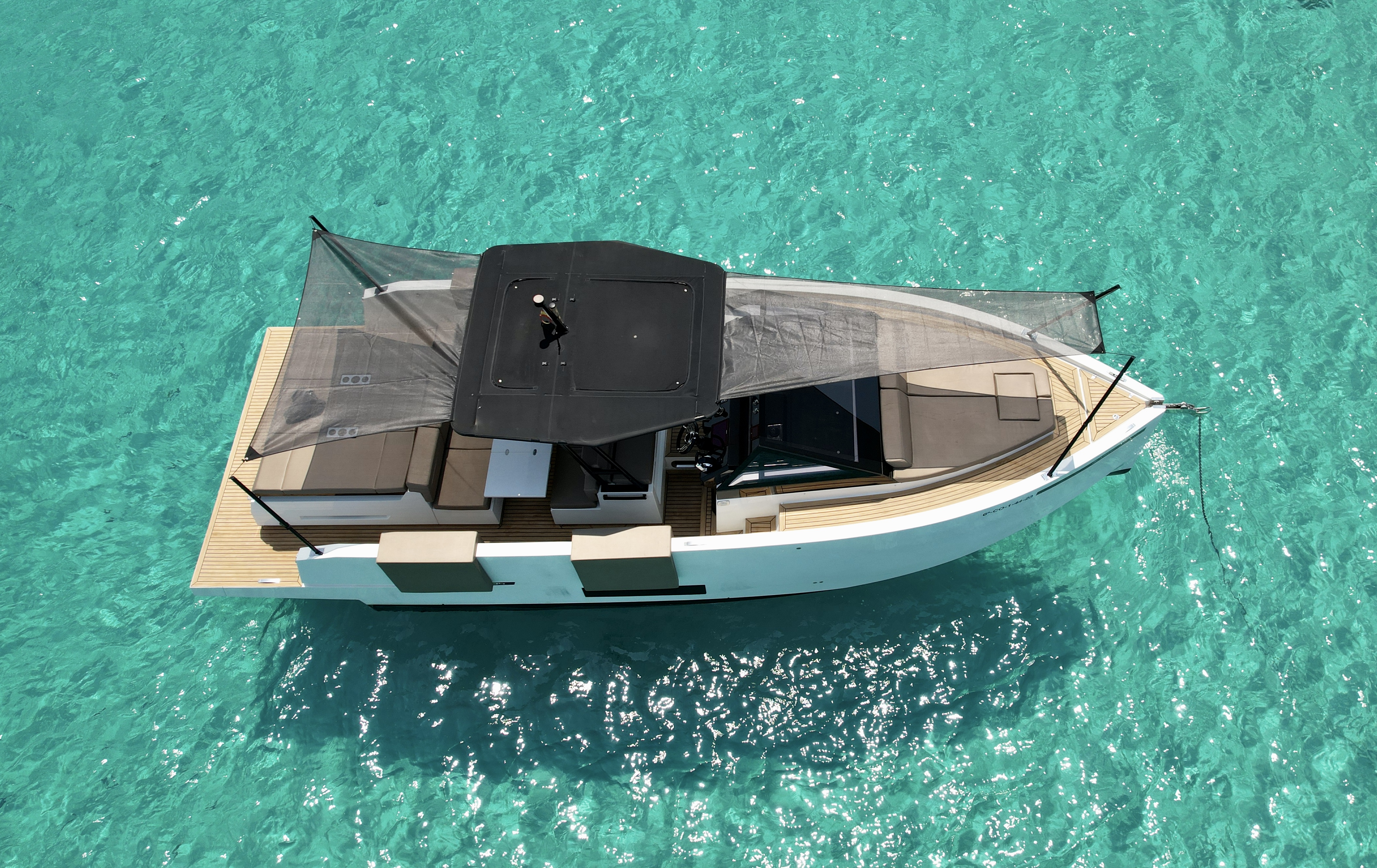 Sports Cruiser - De Antonio Yachts D34