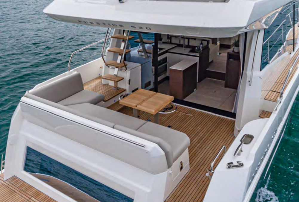 Yacht - Prestige 520 Fly