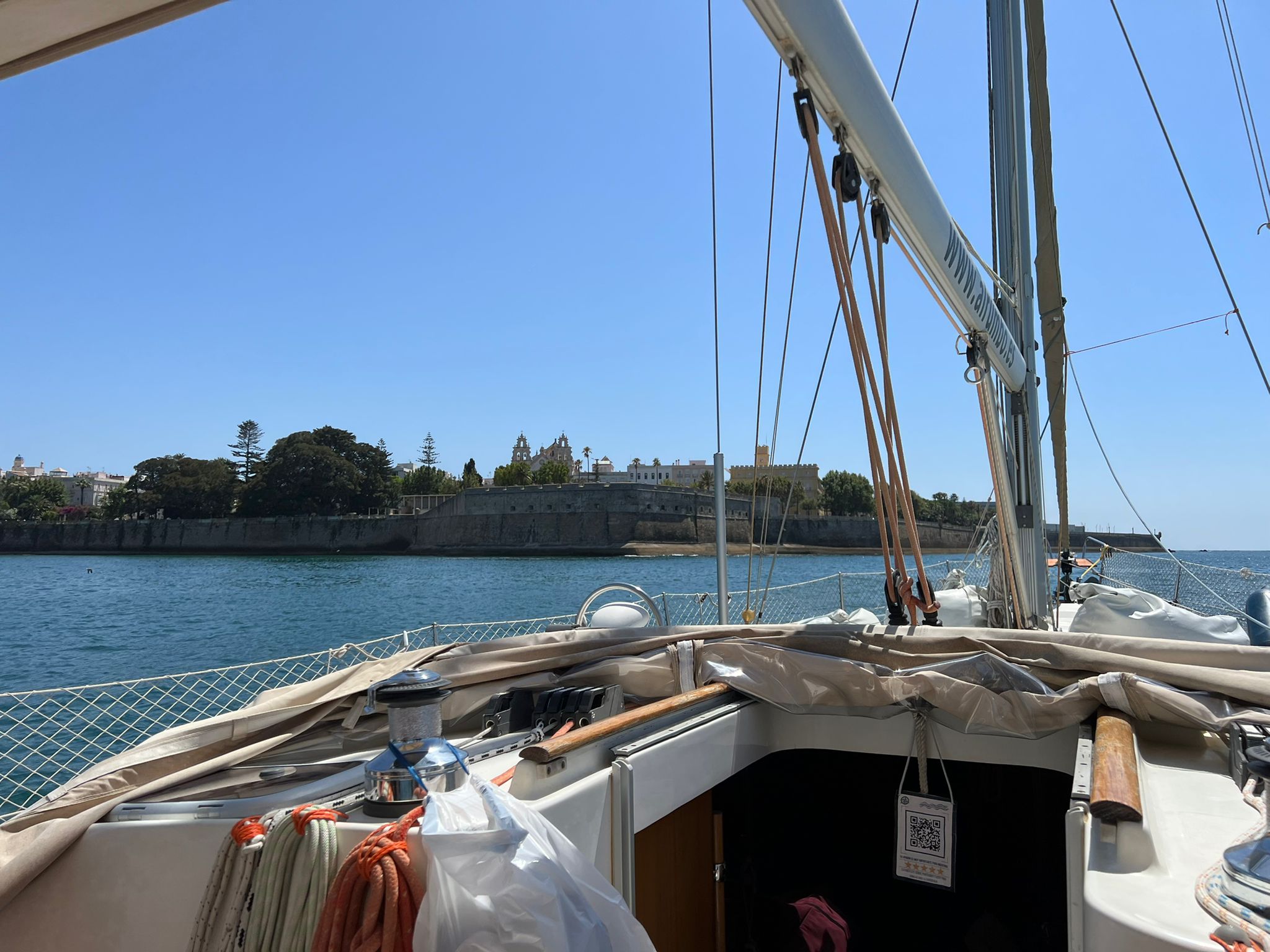 Cruising - Beneteau Oceanis clipper 743