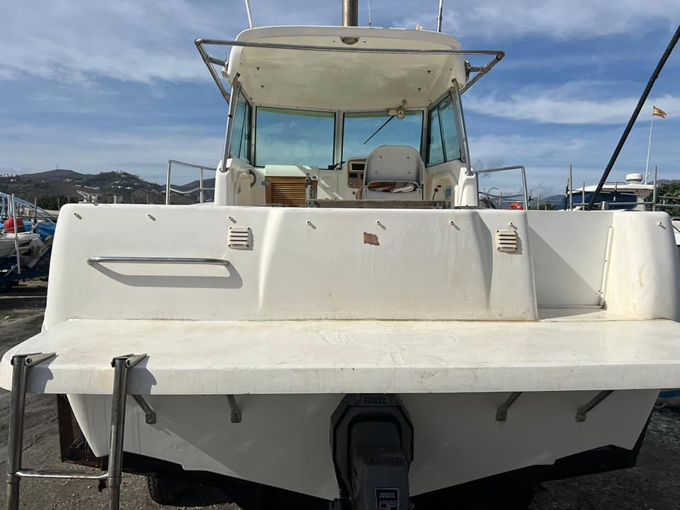 Pilothouse - Falcon Delfy 690 Plus