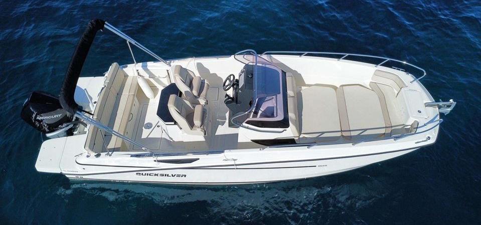 Deck Boat - Quicksilver 805 Open