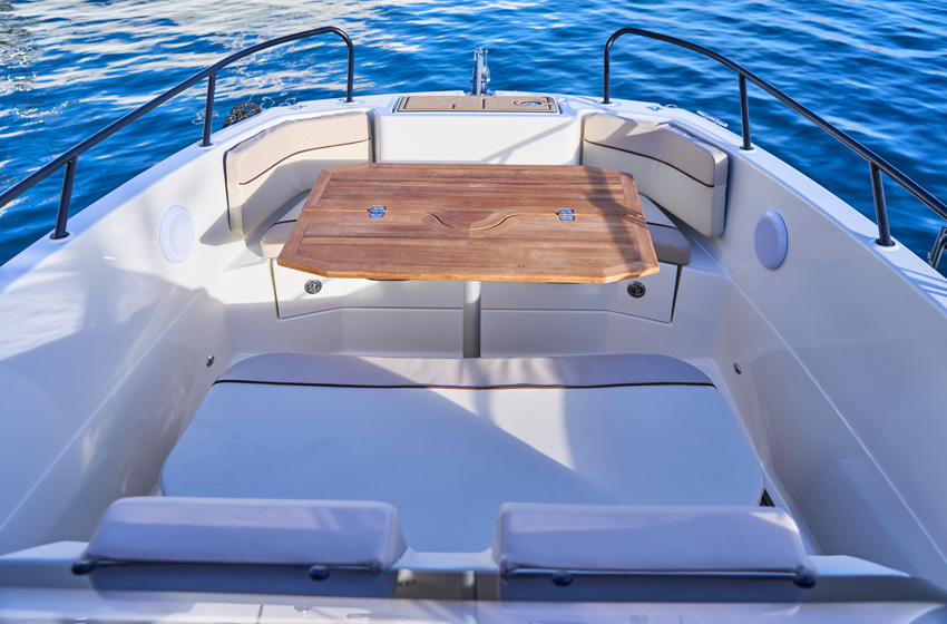 Deck Boat - Quicksilver 805 Open