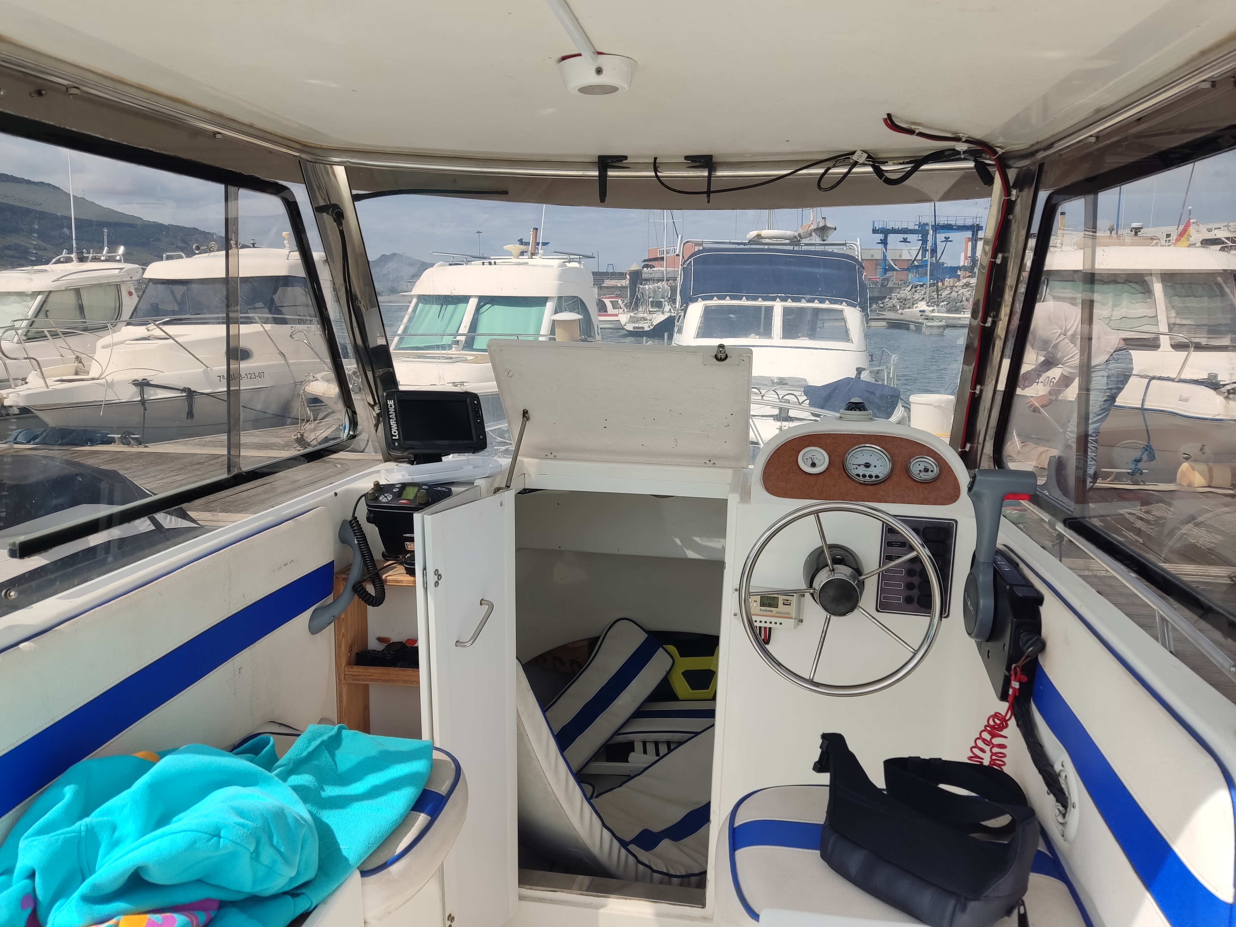 Pilothouse - Astipol Willow 640 fisher