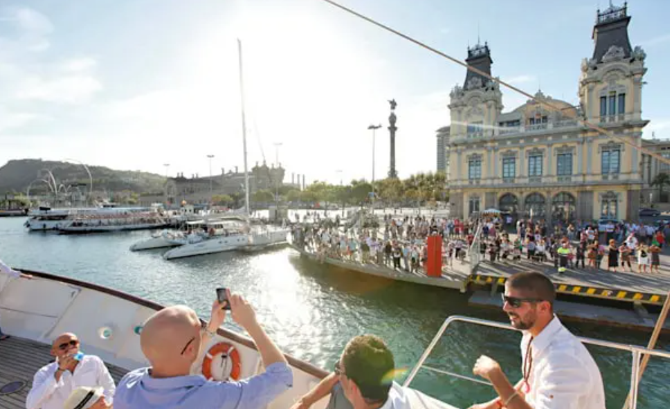 Velero de Pasajeros - Yarrow Southern Cross