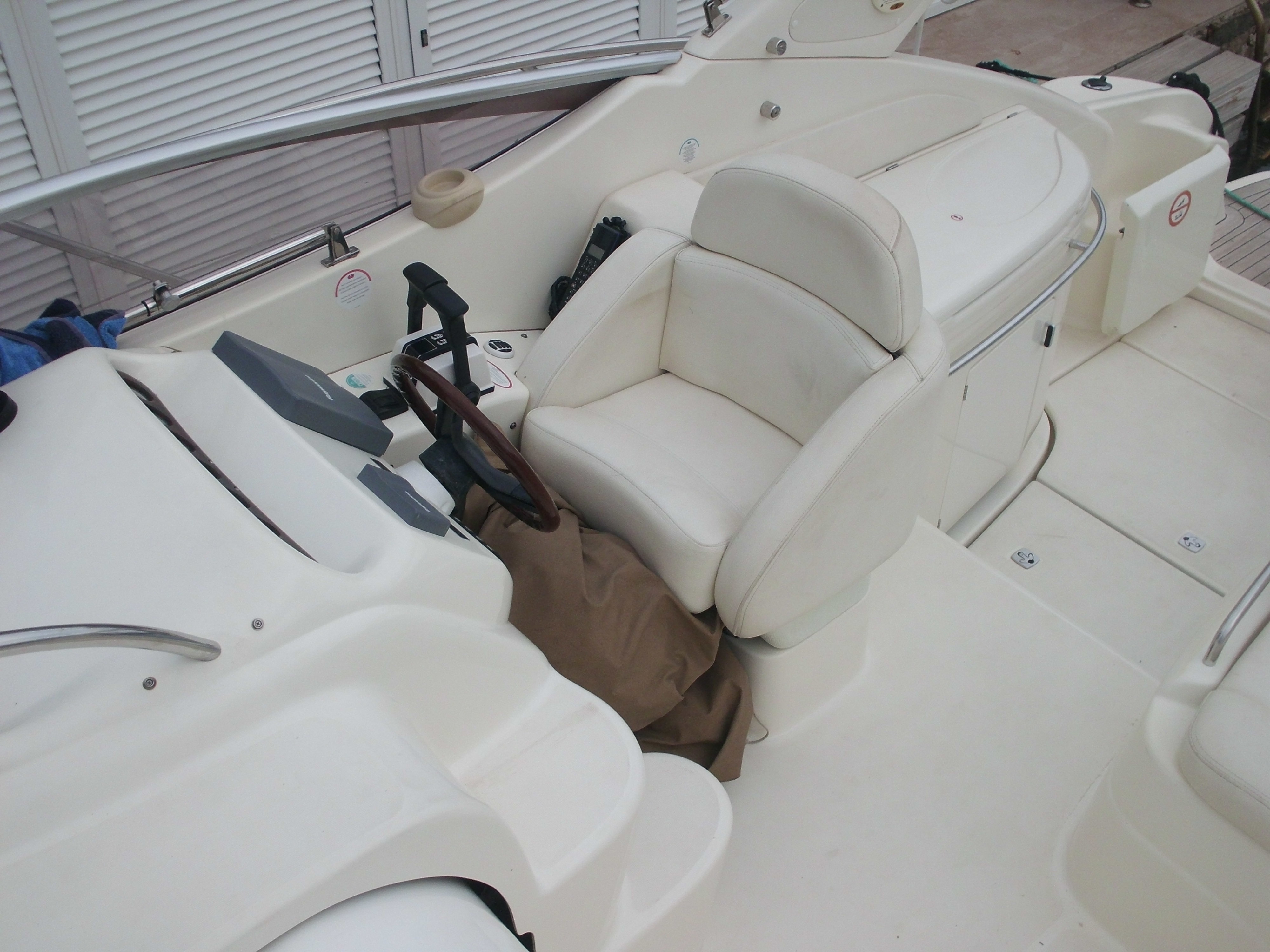 Pilothouse - Cranchi Yachts ZAFFIRO 34