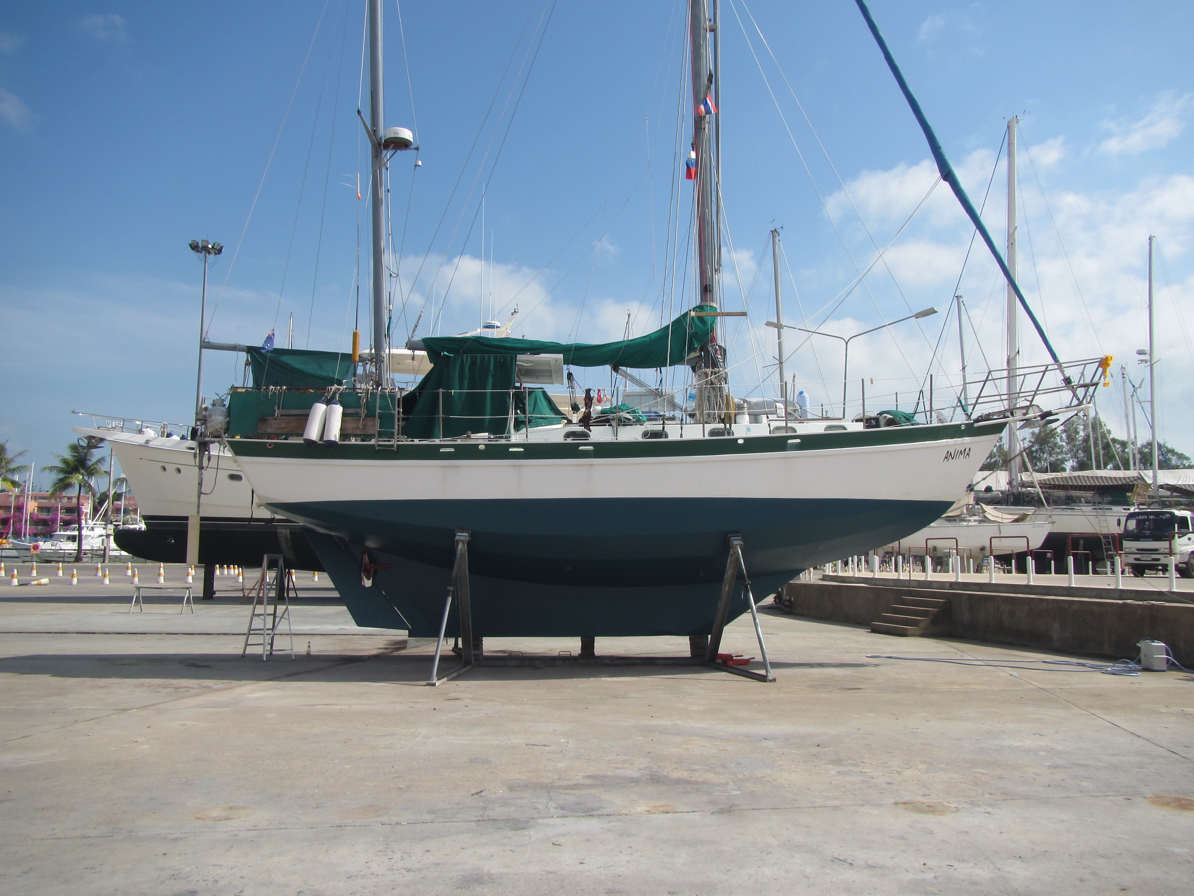 Crucero con Cockpit Central - Max&Gloria Boag Kingfisher 40