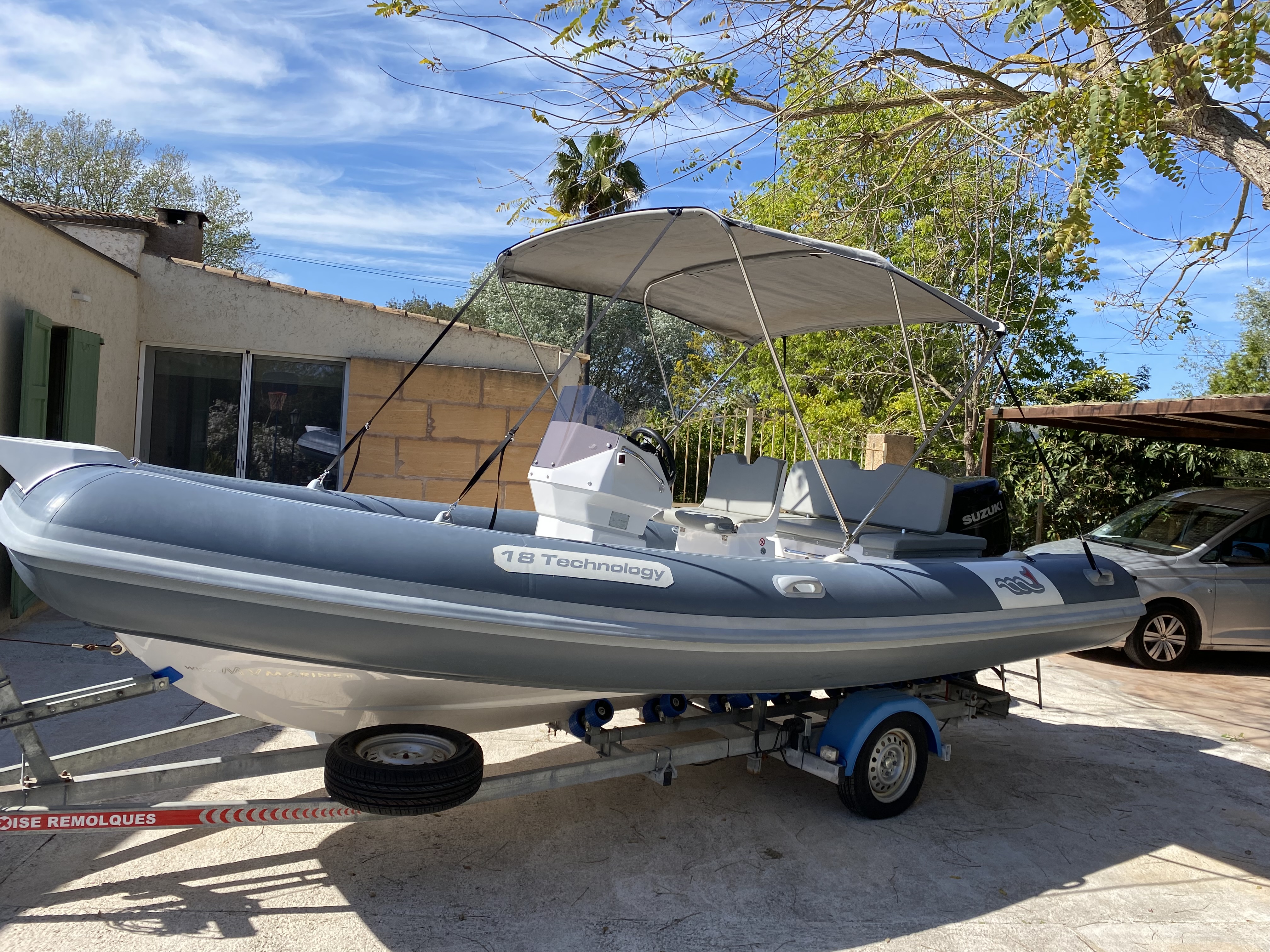 RHIB - MV Marine Thecnology 18