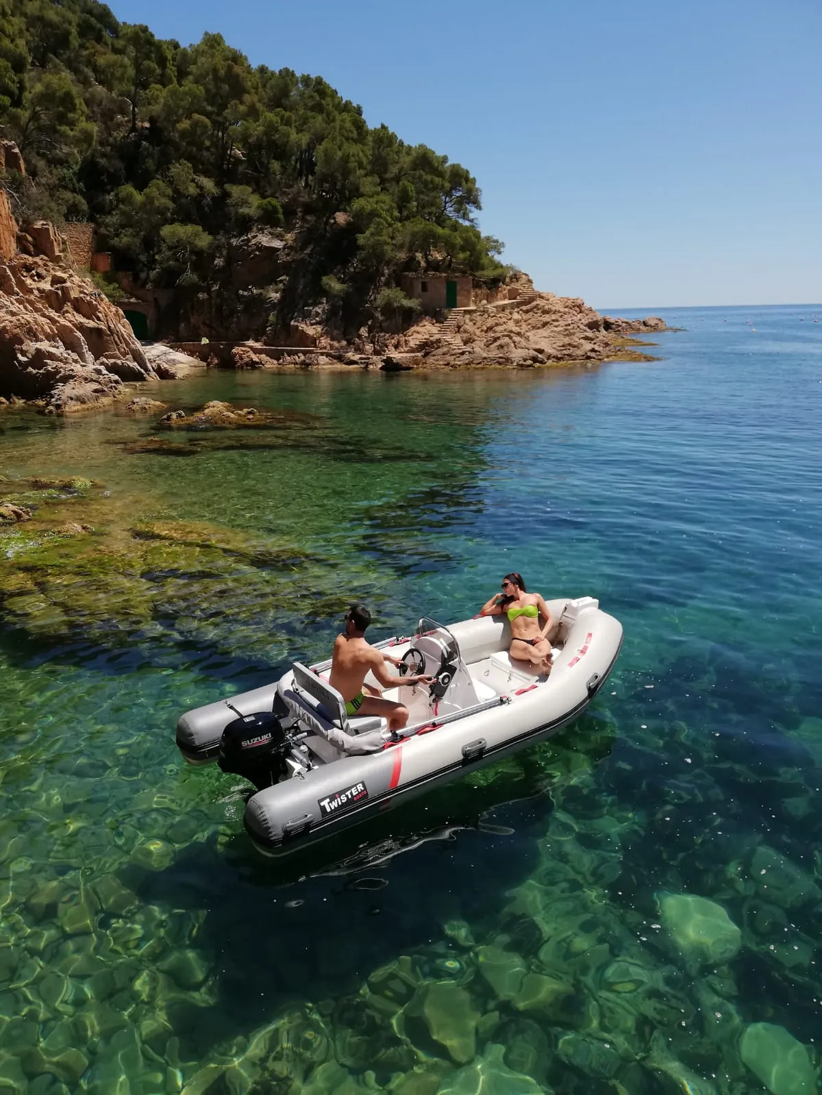 Barco a Motor - Twister Rib 420