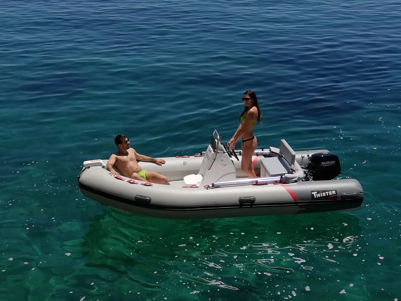 Motor Boat - Twister Rib 420