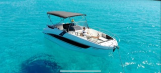 Pilothouse - Beneteau Flyer 8.8