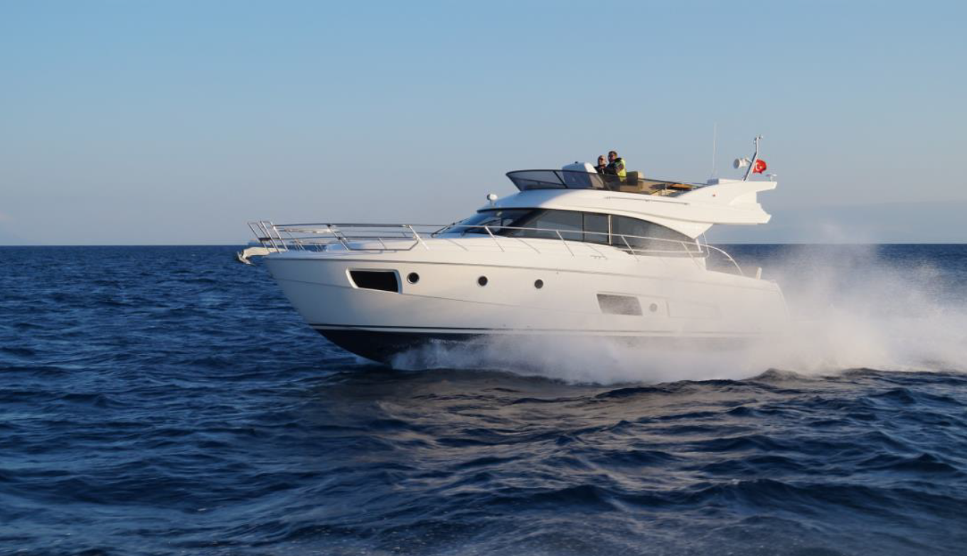 Yacht - Bavaria Virtess 420 Fly