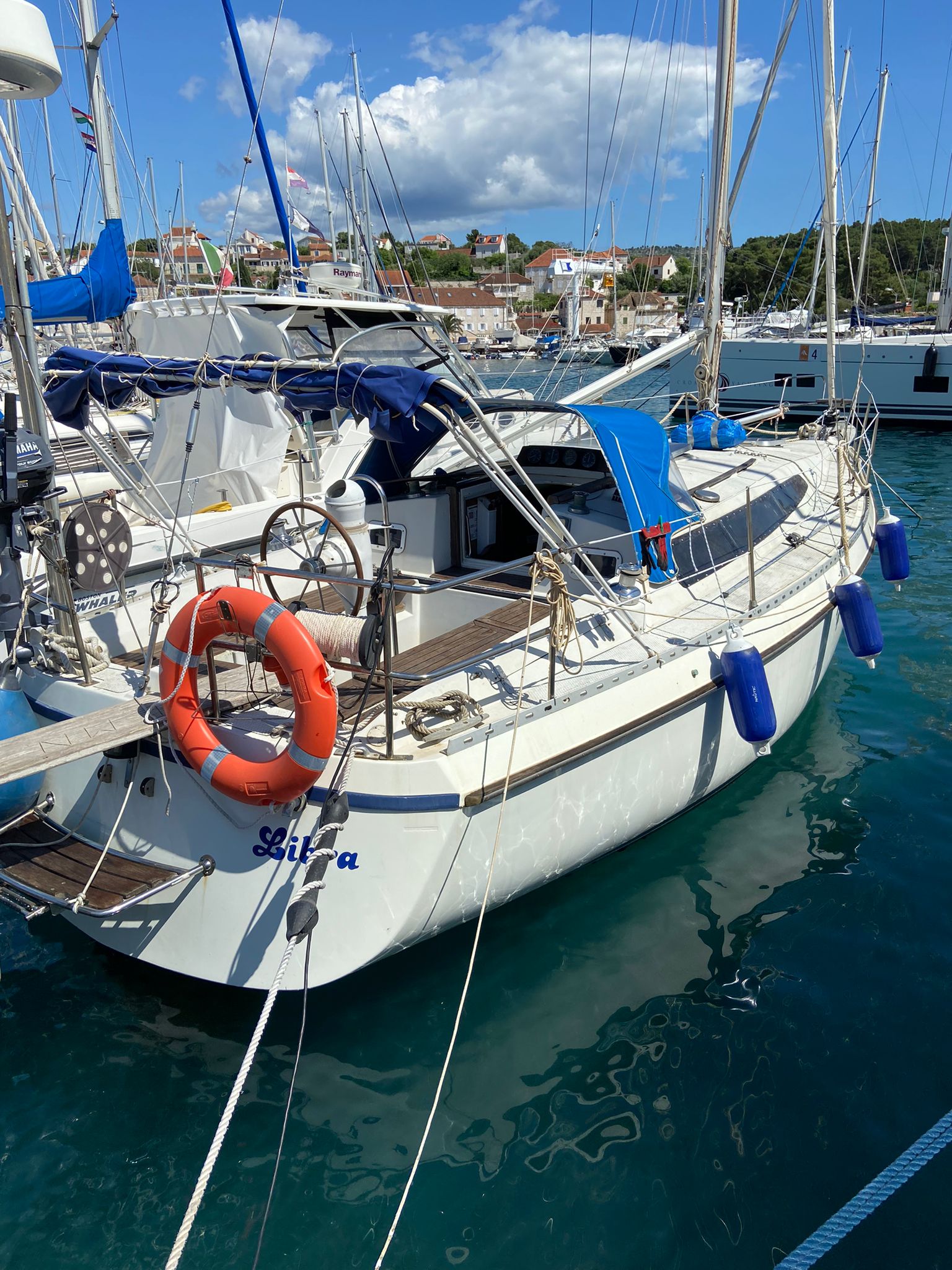 Classic Sailing Yacht - Gib'sea 10.10