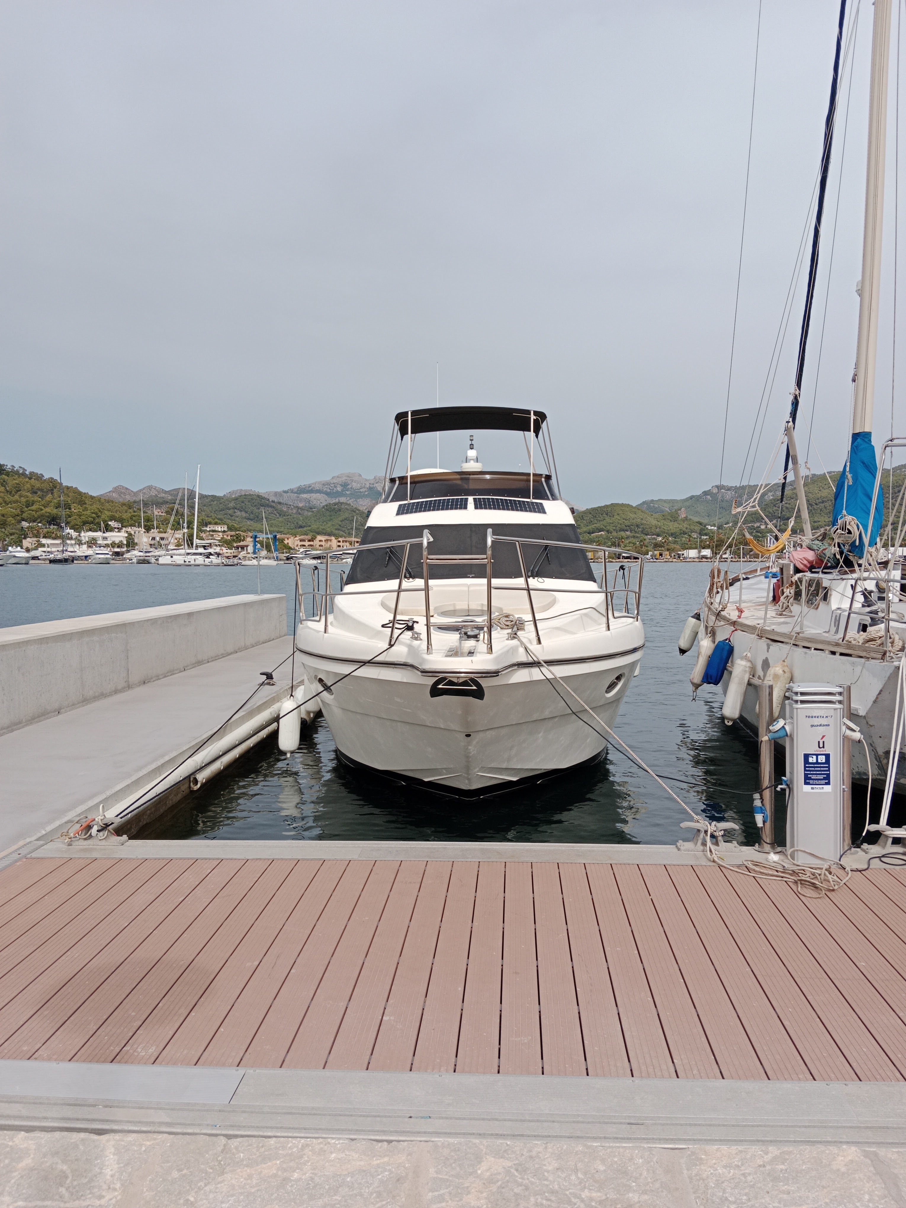 Cruiser Yacht - Doqueve 460 Majestic