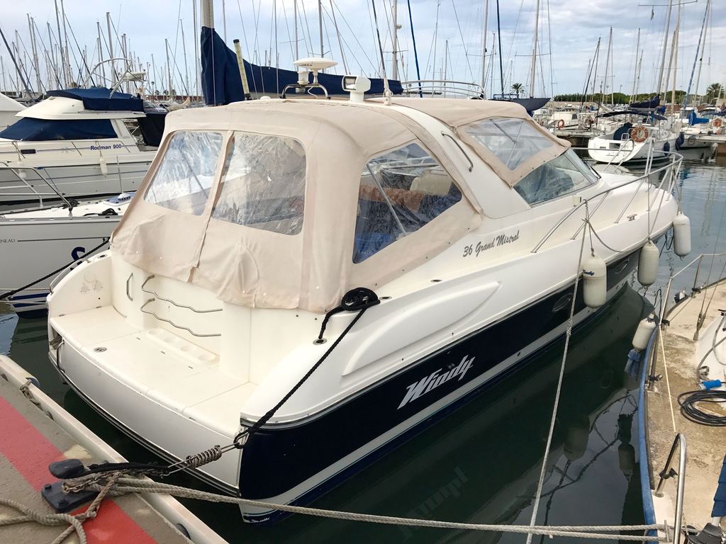 Sports Cruiser - Windy 36 Grand Mistral