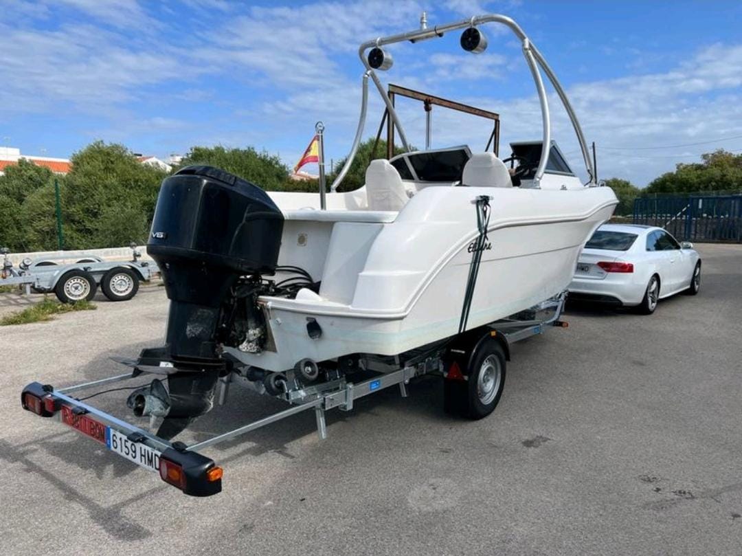 Pilothouse - Quicksilver 580 Pilothouse